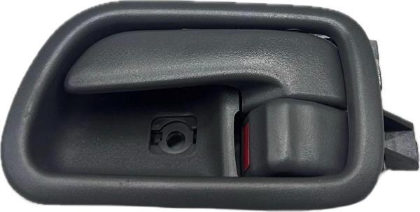 Toyota Avensis İç Kapı Kol Ön - Arka Sol 1998-2000 1 Adet - Image 1
