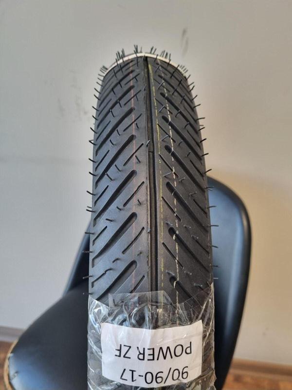Maruti Tyres 90/90-17 Tl(Tubeless) Motosiklet Lastiği - Image 1