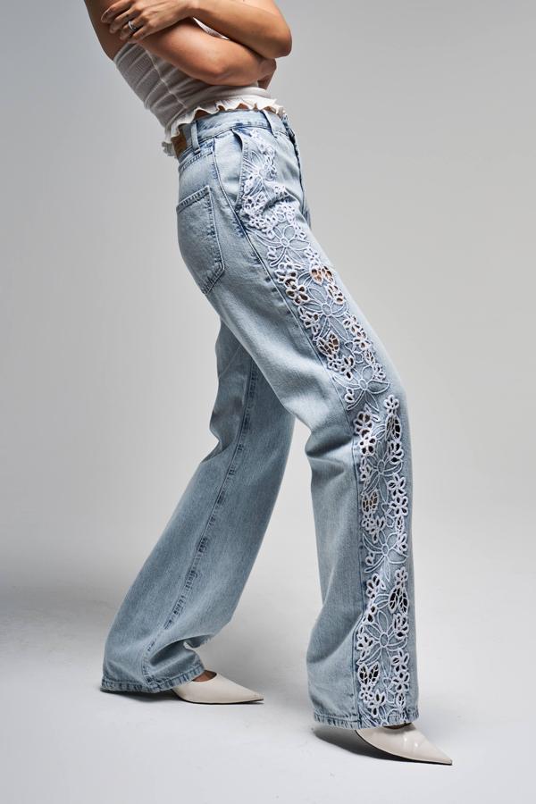 Kadın Snow Kot Rengi 3s5-3 Dantel Nakışlı Loose Fit Orta Bel İç Boy 83 Cm Tasarım Denim Jean - Image 1