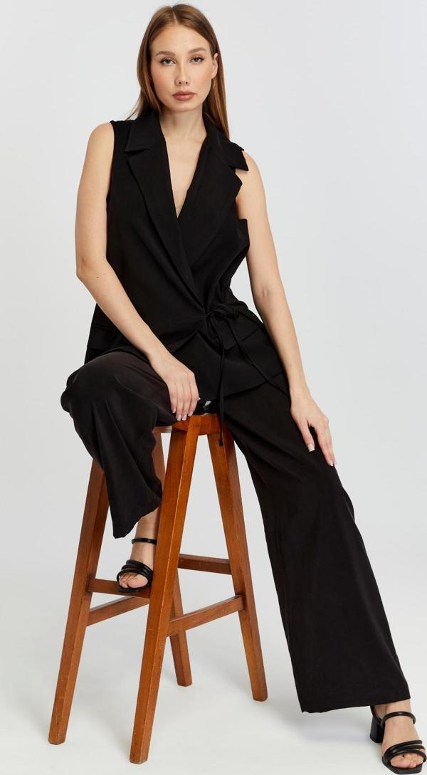 Siyah Geniş Paça Dokuma Pantolon - Image 1