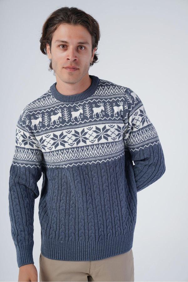 Trist Star İndigo Erkek Saç Örgülü Jakarlı Geyik Desenli Bisiklet Yaka Triko Yün Kazak - Image 1