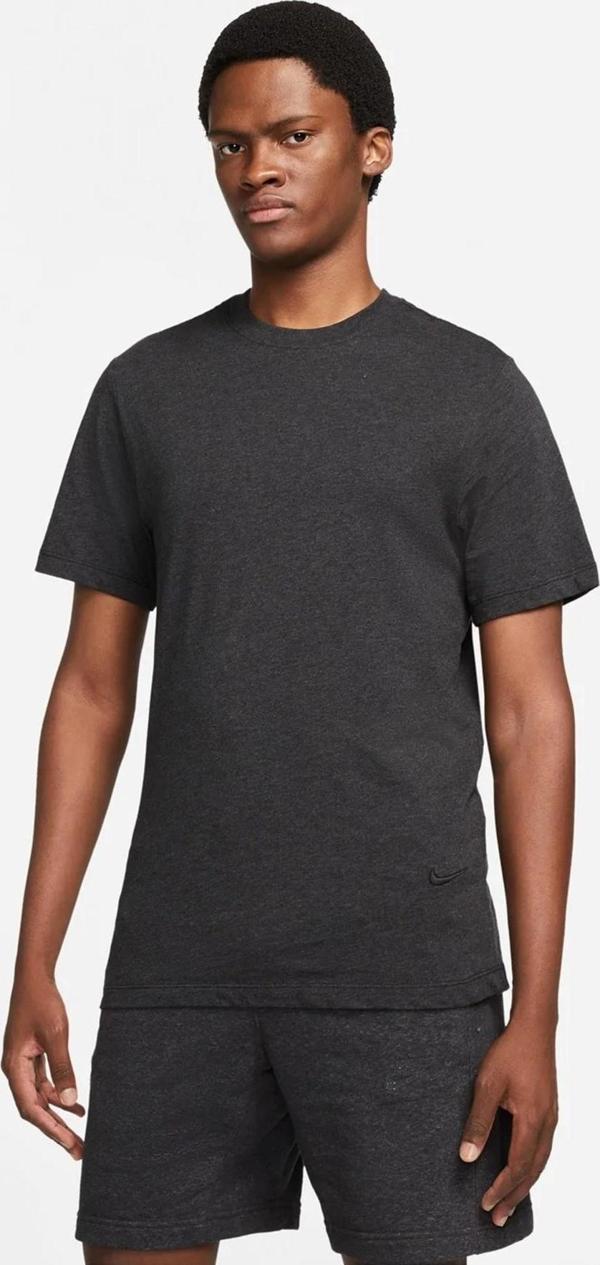 Nike Sportswear Sustainability Tee Black Erkek Siyah Tişört Siyah - Image 1