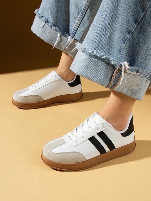 Pembe Potin Rahat Taban Bağcıklı Kadın Sneaker 001-7001-25Siyah - Image 1