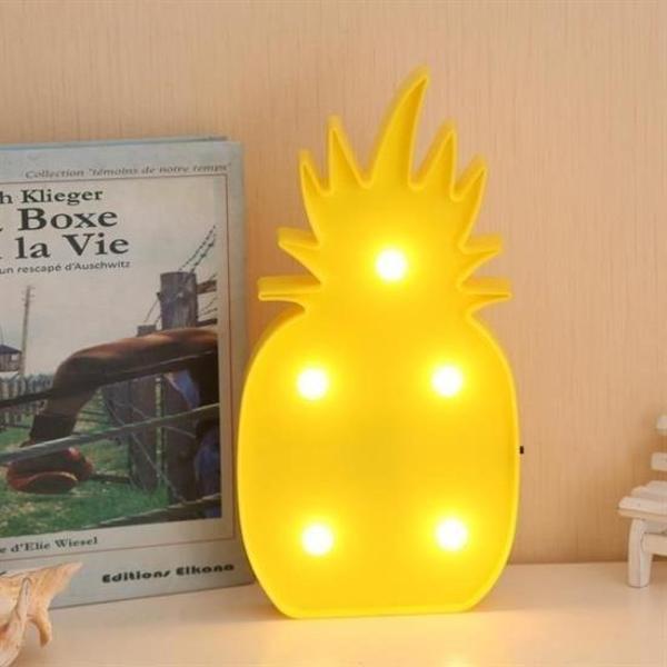 Büro Ev Ofis Yazlık Hediyesi için Ananas Tip Ledli Dekoratif Eğlenceli Çocuk Gece Lambası - Image 1