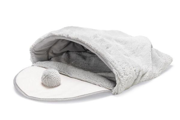 Beeztees Yavru Kedi Oyun Yatağı, Oyuncaklı, 50x40x15cm - Image 1