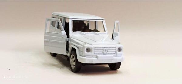 Karsan Oyuncak Welly Die Cast Pull Back Mercedes - Image 1