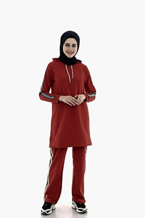Bav Butik Ayvitrin Kolu Şeritli Koyu Kırmızı Tesettür Eşofman Takımı - Image 1