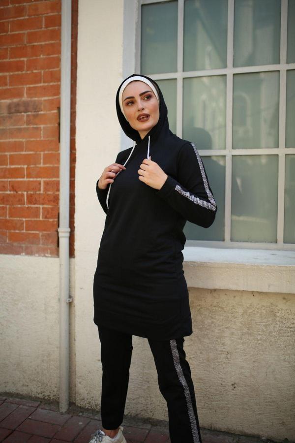 Bav Butik Ayvitrin Kolu Şeritli Tesettür Eşofman Takımı - Image 1