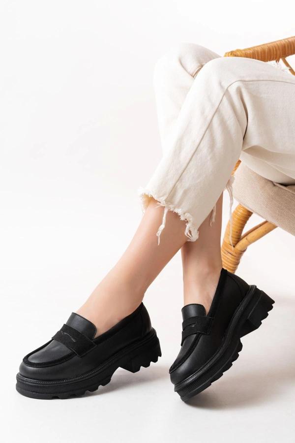 746-759 Siyah Günlük Yüksek Tabanlı Loafer Ayakkabı - Image 1