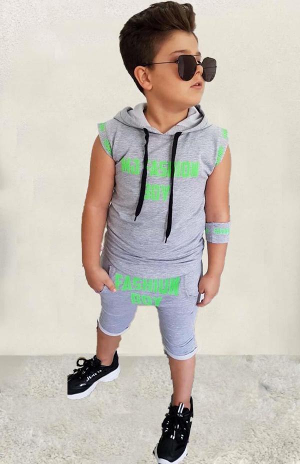 Erkek Çocuk Fashıon Boy Yazı Baskılı Kapişonlu Kolsuz Sweatshirt Gri Şortlu Takım - Image 1
