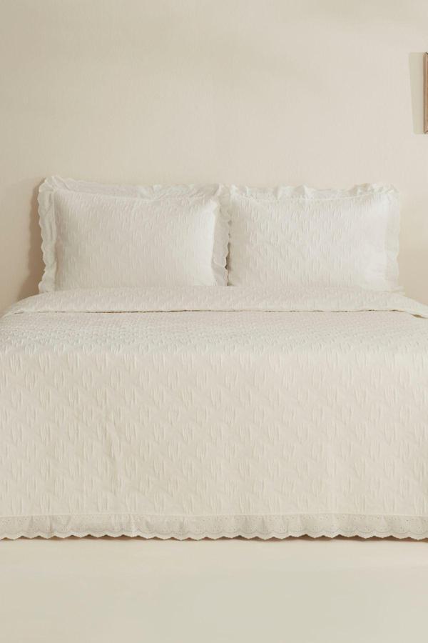Karaca Home Arya Çift Kişilk Yatak Örtüsü Seti Offwhite - Image 1