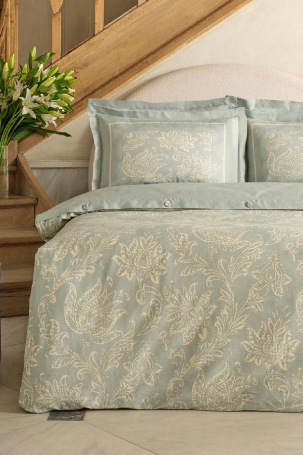 Karaca Home Owen 80 Tel %100 Pamuk Saten Çift Kişilik Nevresim Takımı Mavi  - Image 1
