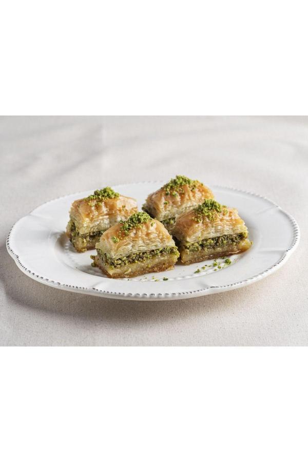 Babazade Fıstıklı Baklava 1 Kg - Image 1