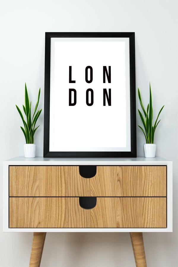Artavessa Tek Parça Çerçeve Görünümlü Yazılı Mdf Tablo "London" - Image 1