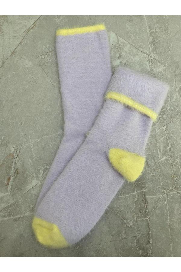 Sky Socks Tekli Peluş Kışlık Yumuşak Yünlü Kokulu Lila Uyku Çorabı - Image 1