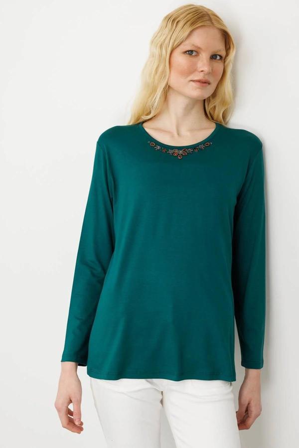 Desen Triko Kadın Sıfır Yaka Boncuk İşlemeli Penye Bluz 25706 Yeşil - Image 1
