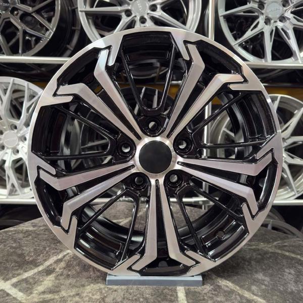 16 inç 5x114.3 Toyota Corolla Siyah Elmas Kesim Jant Modeli (4 AdET ) - Image 1