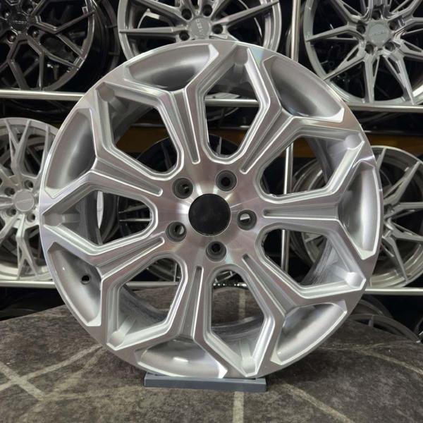 17 inç 5x108 Ford Gümüş Elmas Kesim Jant Modeli (4 Adet) - Image 1