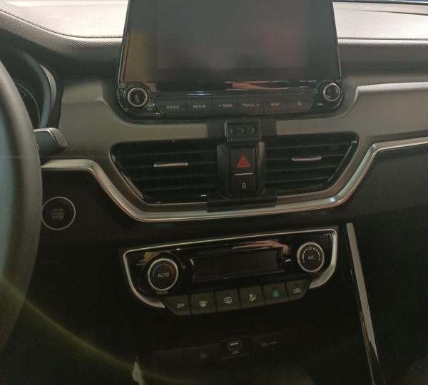 Kia Sportage 2018 2019 ile Uyumlu Model için Özel Telefon Tutucu BM7 - Image 1