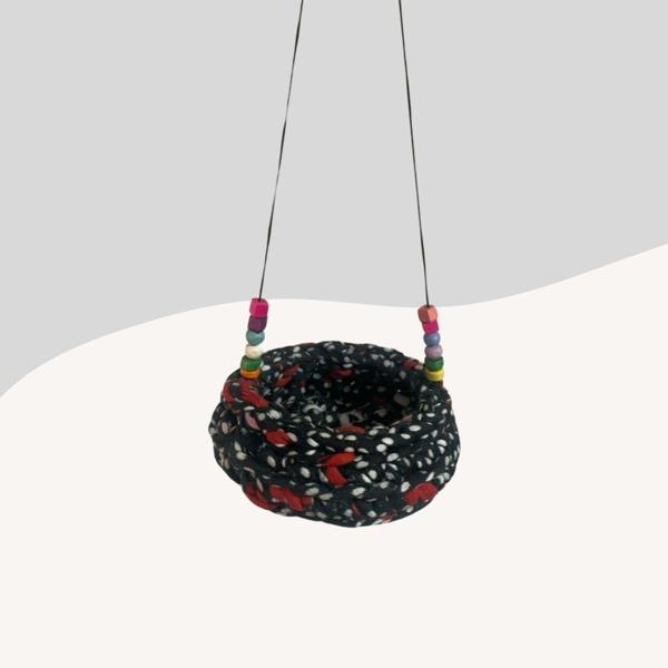 Muhabbet Kuşları için Hamak Salıncak Siyah-Beyaz-Kırmızı 7cm - Image 1