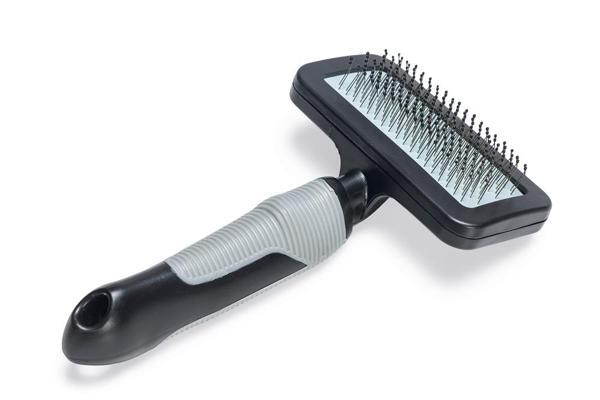 Beeztees Köpek Tarağı, Kolay Tarama, SM, Siyah Gri, 18cm, 18x10x2cm - Image 1