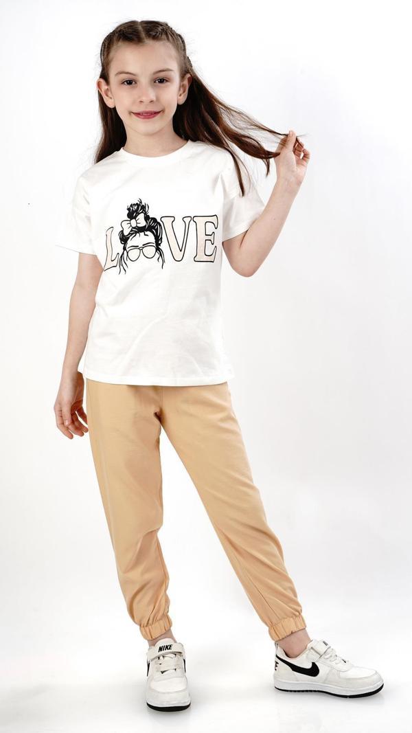 Kız Çocuk Love Baskılı Tişört ve Bej Eşofman Altı İkili Yazlık Takım - Image 1