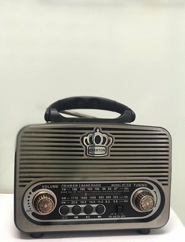 Everton Rt-830 Güneş Enerjili Panelli Bluetooth Fm-Usb-Tf Card-Aux Nostaljik Radyo - Image 1