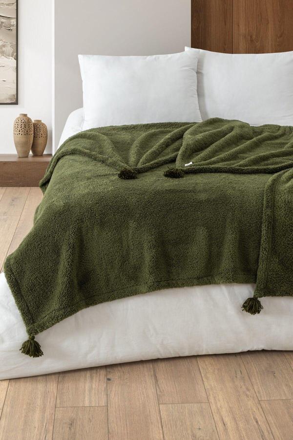 Denizli Concept Yumuşak Haki Puffy Wellsoft Püsküllü Battaniye – Peluş Tv Battaniyesi - Image 1