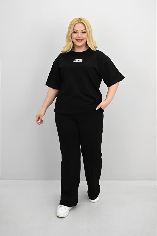 Kadın Büyük Beden Kısa Kollu Etiket Detaylı Bol Paça Eşofman Takımı 8196-25 - Image 1