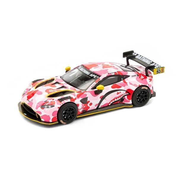Pop Race 1/64 Aston Martin BAPE® x Aston Martin GT3 Pink - Image 1