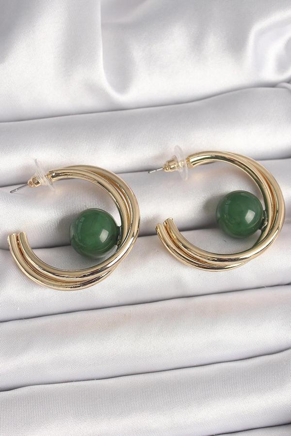 Pirinç Gold Renk Halka Model Yeşil Boncuk Detay Kadın Küpe - Image 1