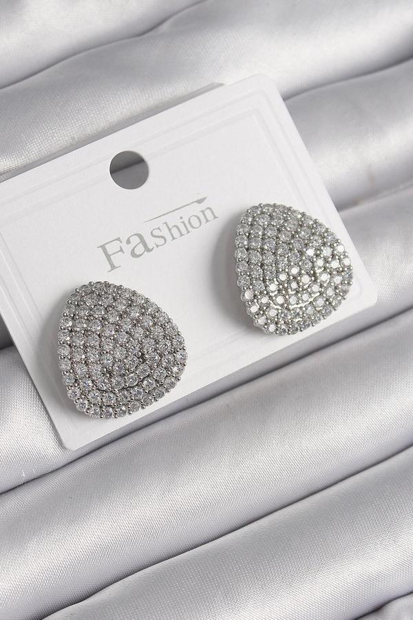 Pirinç Gümüş Renk Zirkon Taşlı Plaka Model Kadın Küpe - Image 1