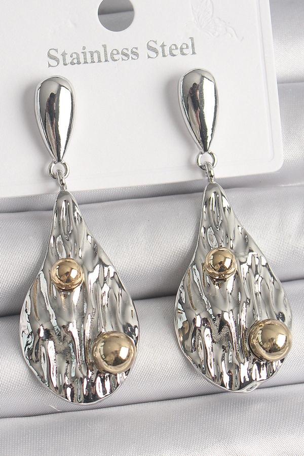 Pirinç Gümüş Renk Sallantı Damla Model Gold Topçuk Detay Kadın Küpe - Image 1