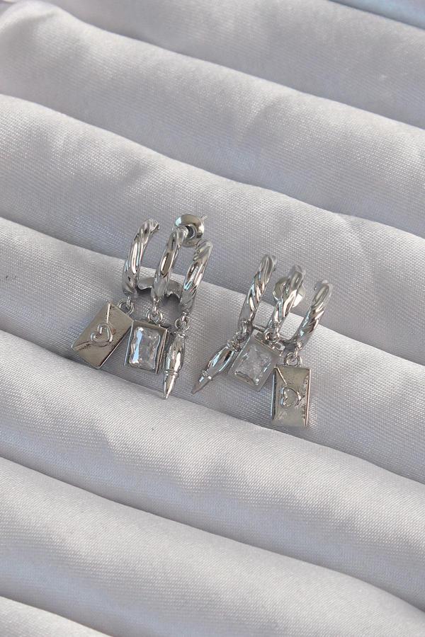 Pirinç Gümüş Renk Zirkon Taşlı Çoklu Aksesuarlı Yarım Halka Kaburga Küpe - Image 1