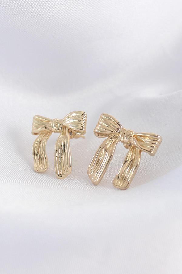 Pirinç Gold Renk Çizgi Detay Fiyonk Küpe - Image 1