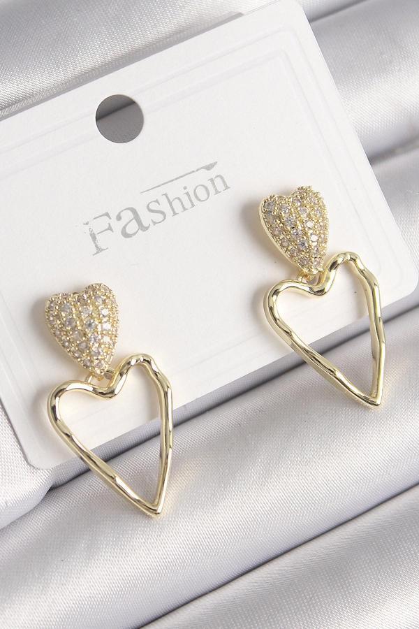 Pirinç Gold Renk Zirkon Taşlı Kalp Model Kadın Küpe - Image 1