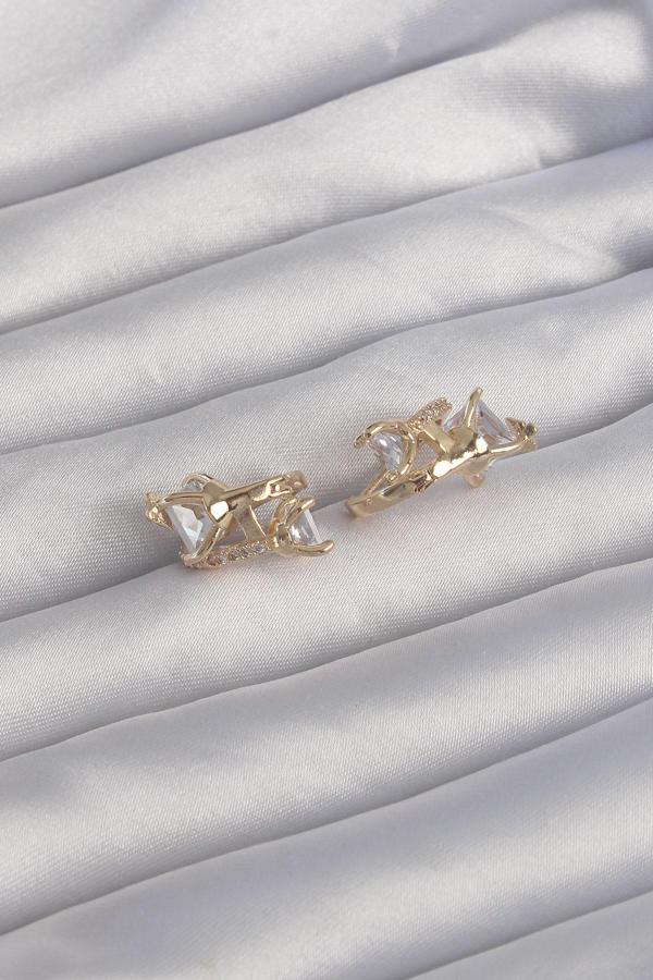 Pirinç Gold Renk İri Zirkon Taşlı Kıvrımlı Minimal Kelebekli Halka Küpe - Image 1