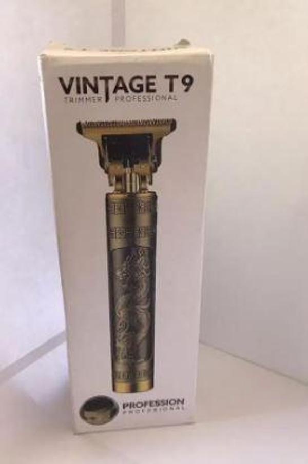 Ayt Vintage T9 Şarjlı Saç Sakal Kesme Makinası Tıraş Makinası 2 Saat Şarj Ömrü 4 Taraklı - Image 1