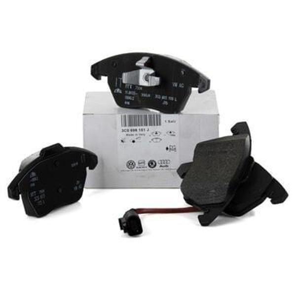 Volkswagen Passat CC 2012-2016 Model Arası Büyük Tip Ön Fren Balatası Vag/Orijinal Marka - Image 1