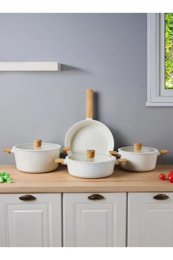 Danish Cook Beige İndüksiyon Tabanlı 7 Parça Tencere Seti Ahşap Saplı 1302 - Image 1