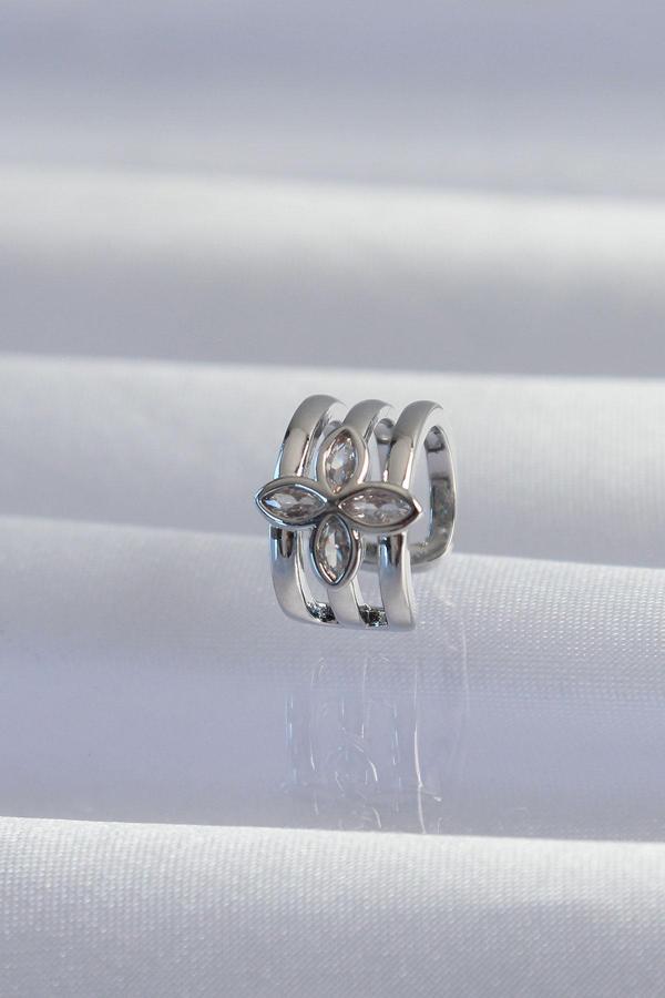 Pirinç Gümüş Renk Yonca Earcuff Küpe - Image 1