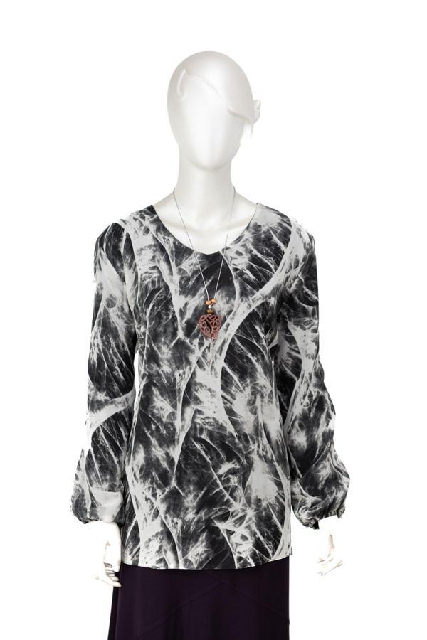 Oppland Kadın Klasik Şifon Anne Bluz Viskoz Kumaş Sanat Desenli Kolyeli Astarlı Rahatkesim Tam Kalıp Siyah XL - Image 1