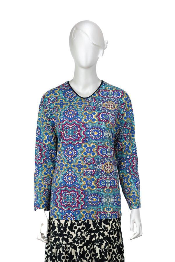 Oppland Kadın Turlu Viskon Penye Kumaş Anne Bluz Manolya Desenli Uzun Kollu Tam Kalıp Likralı Mavi L - Image 1