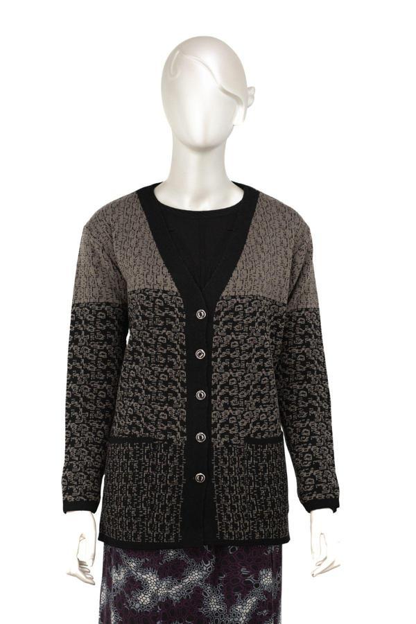 Oppland Kadın Kışlık Motifli Çift Cepli Önü Düğmeli Normal Kesim Yünlü Dokuma Kumaş Anne Hırka Koyu Vizon M - Image 1