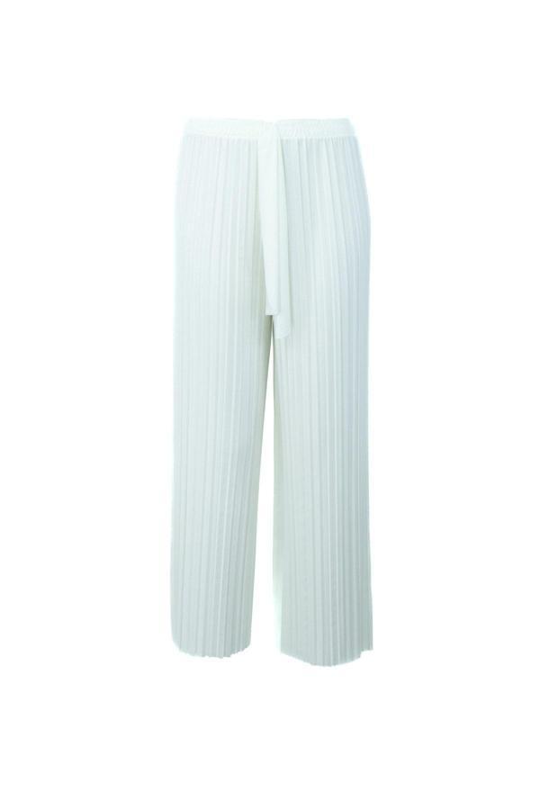 Oppland Kadın Butik Pantolon Etek Pilili Önden Parça Kumaş Detaylı Rahat Kesim Likralı Sandy Kumaş Beyaz Standart - Image 1