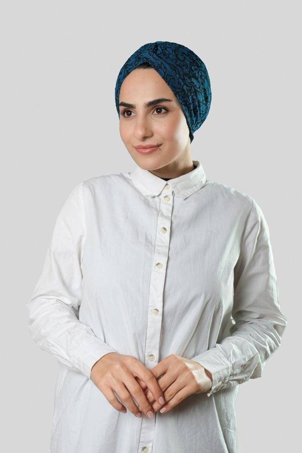 Hürrem Bone Petrol Mavisi Pratik Hazır Geçmeli Tesettür Bone Jakar Kendinden Desenli 1209_17 - Image 1