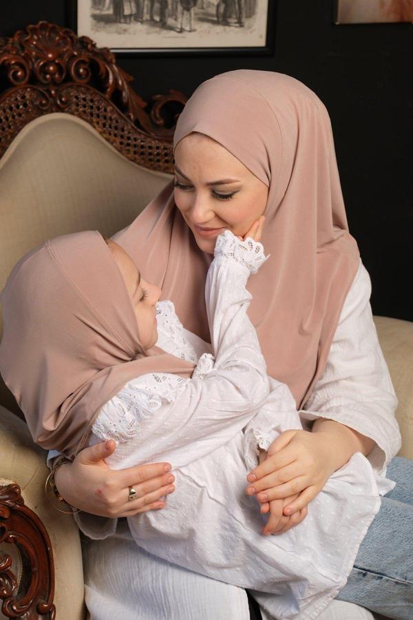 Hürrem Bone Bej Pratik Anne Kız Kombin Tesettür Eşarp Sandy Düz Hijab 230812_12 - Image 1
