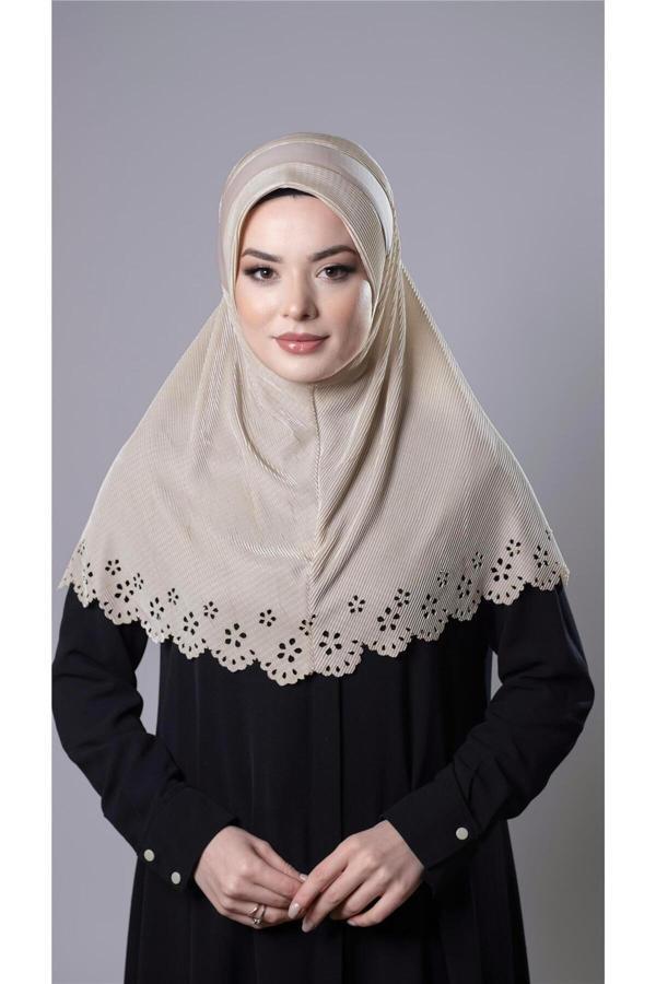 Hürrem Bone Bej Pratik Hazır Geçmeli Tesettür Eşarp Fukuro Kumaş Piliseli Çiçek Desenli Lazer Kesim 1829_12 - Image 1