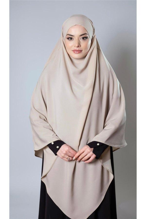 Hürrem Bone Bej Pratik Hazır Geçmeli Tesettür Eşarp Medine İpeği Bağcıklı Sufle Hijab 2301_12 - Image 1
