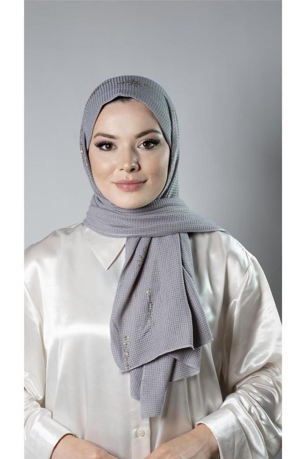 Hürrem Bone Gri Pratik Hazır Geçmeli Tesettür Şal Örme Kumaş Taşlı Yıldız Desenli  2118Y_15 - Image 1